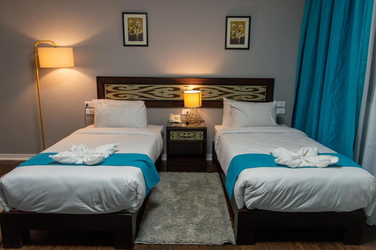 Pyramids Gate Hotel Kafrat al Jabal Ngoại thất bức ảnh