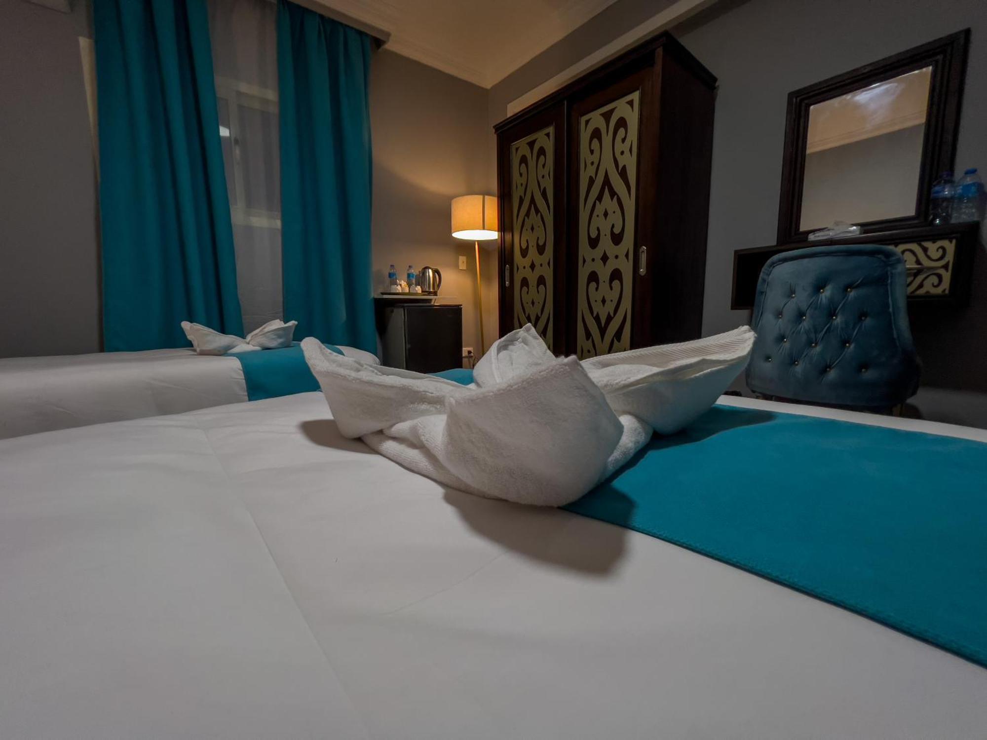 Pyramids Gate Hotel Kafrat al Jabal Ngoại thất bức ảnh