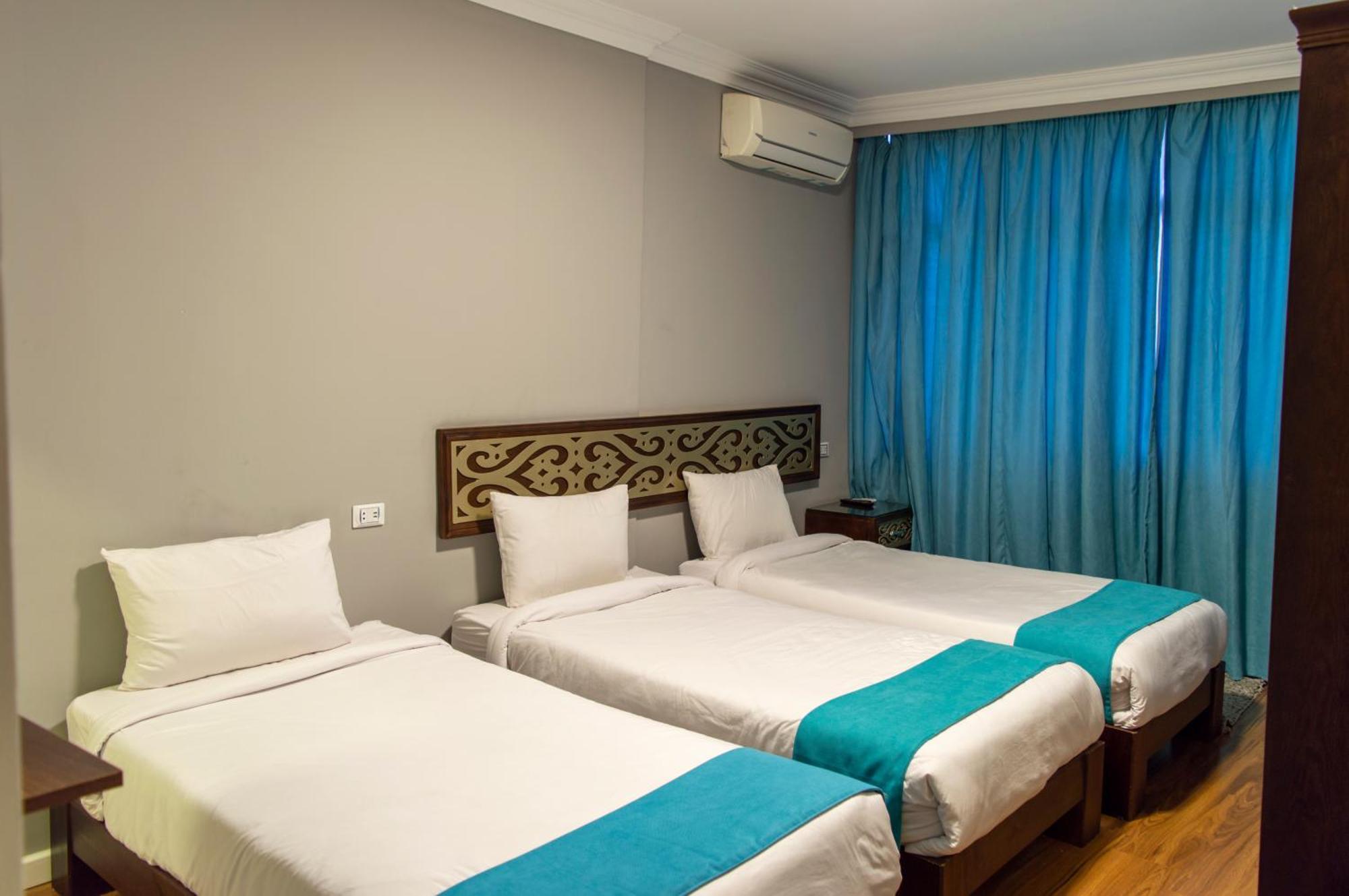 Pyramids Gate Hotel Kafrat al Jabal Ngoại thất bức ảnh