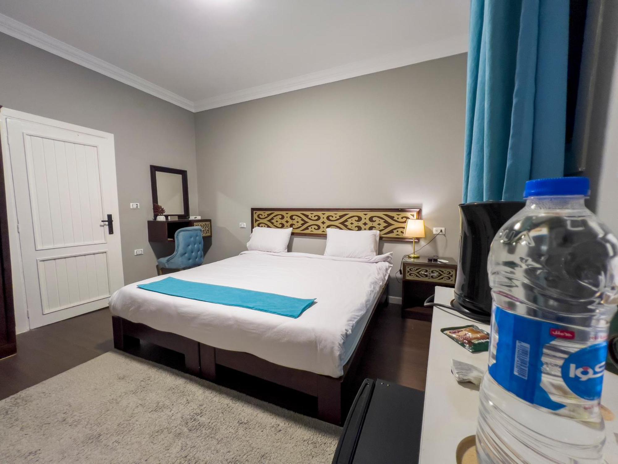 Pyramids Gate Hotel Kafrat al Jabal Ngoại thất bức ảnh